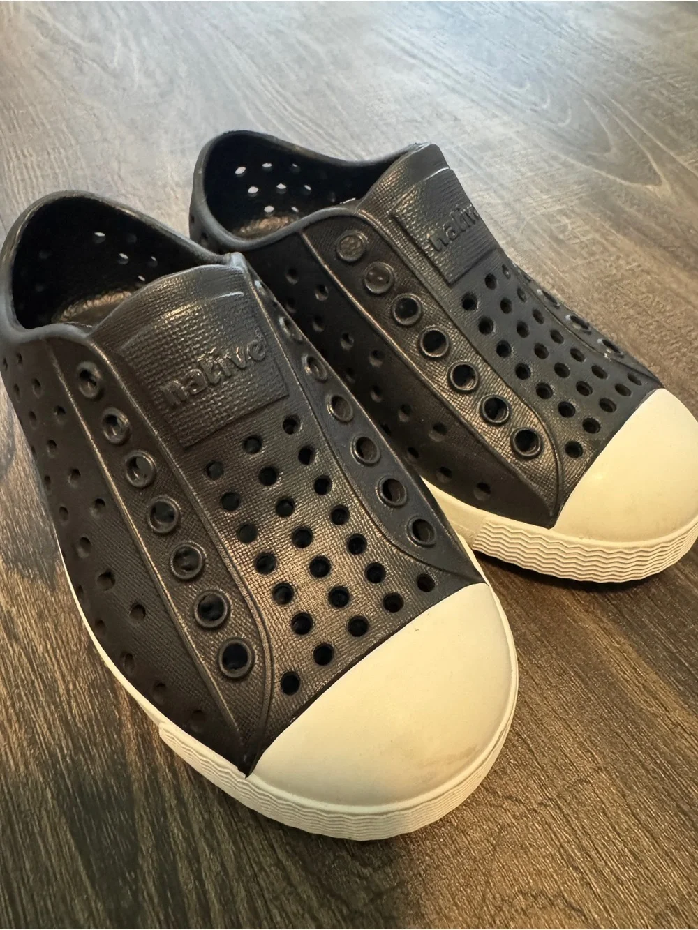 Native Jefferson Slip On Water Shoe